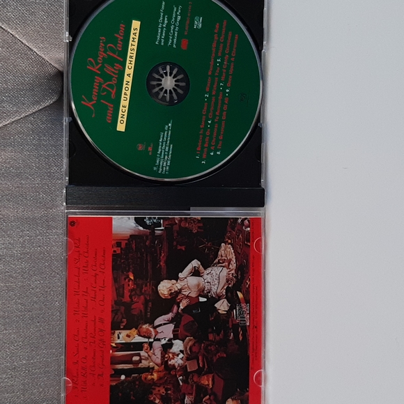 🌼5 For $25🌼 Kenny & Dolly + Dolly Pure & Simple CD Set - Picture 8 of 9